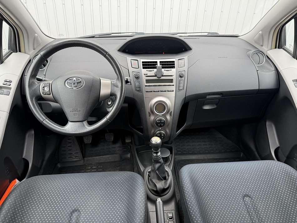 Toyota Yaris 1.33 VVT-i 