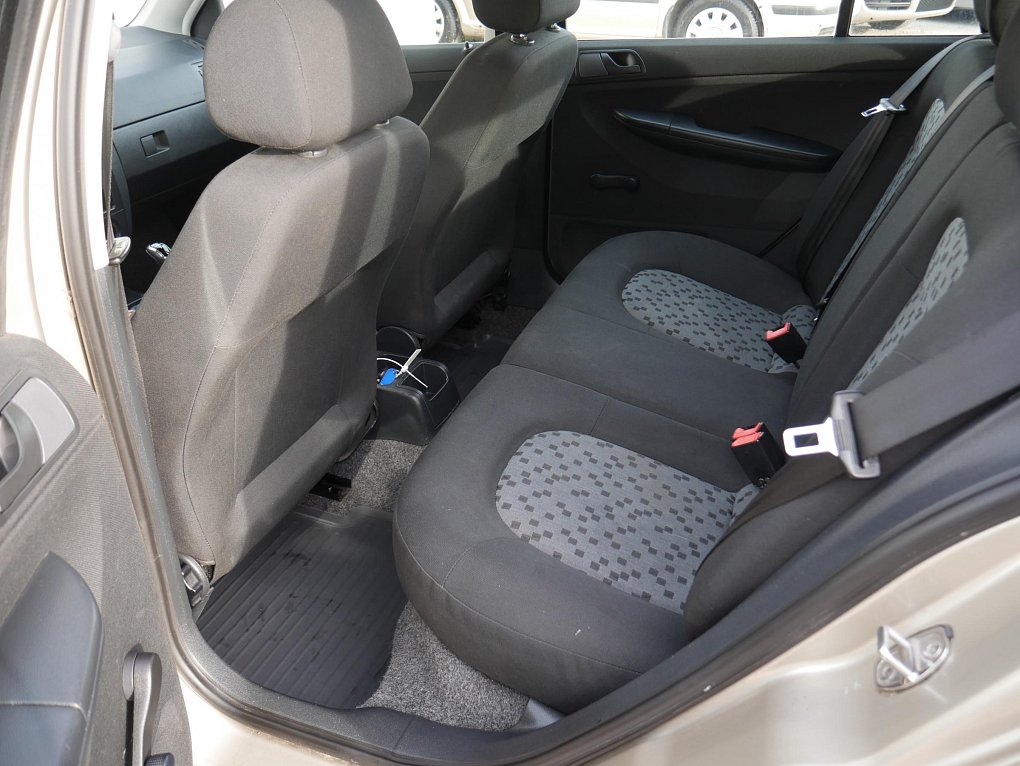 Škoda Fabia I 1.4i 16V 