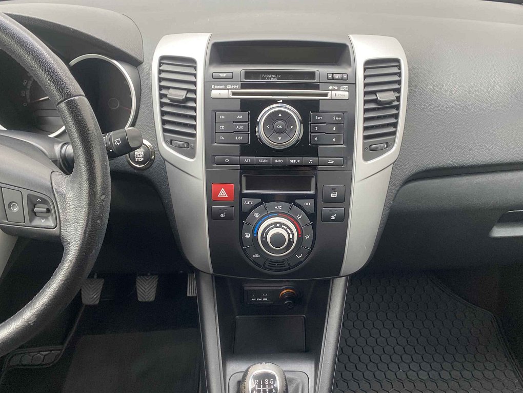 Kia Venga 1.4 i FIFA World Cup