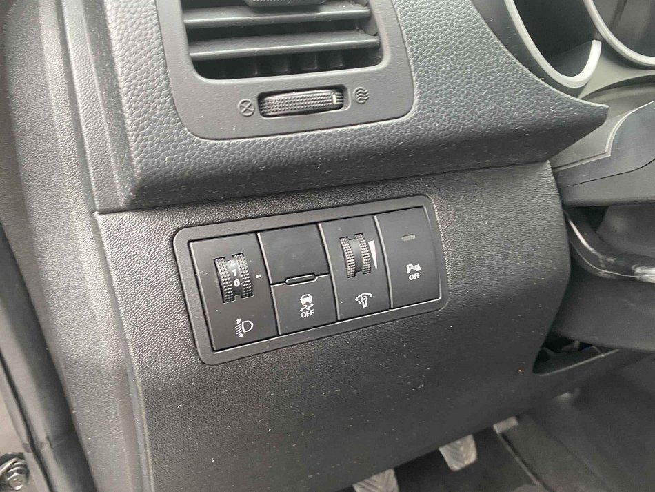 Kia Venga 1.4 i FIFA World Cup