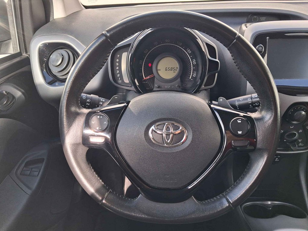 Toyota Aygo 1.0VVT-i X-play