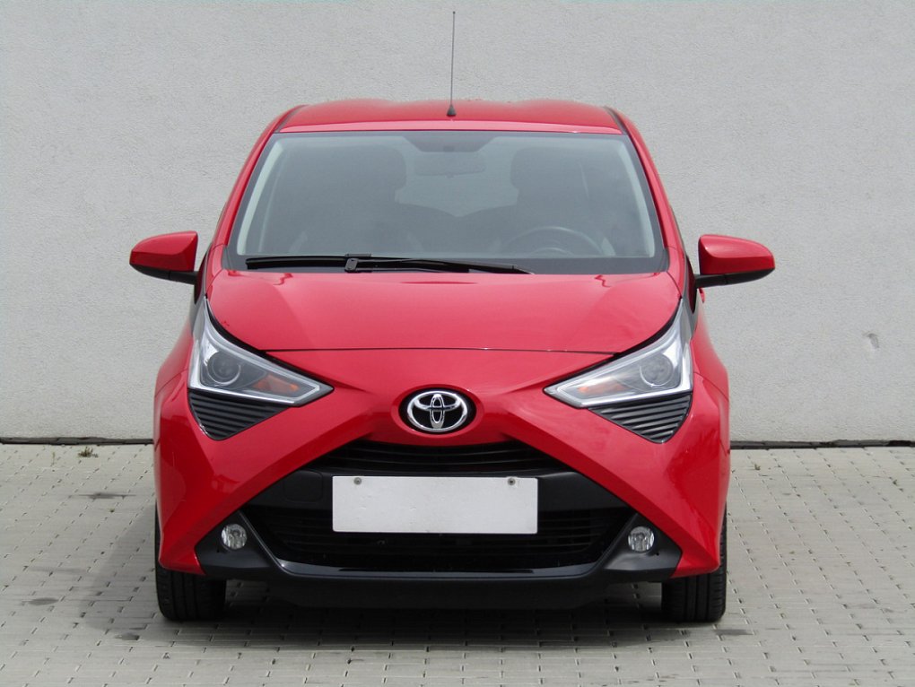Toyota Aygo 1.0VVT-i X-play