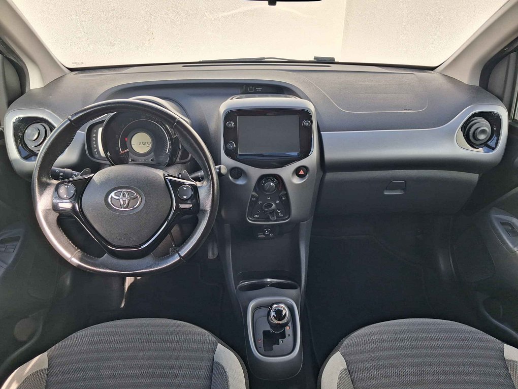 Toyota Aygo 1.0VVT-i X-play