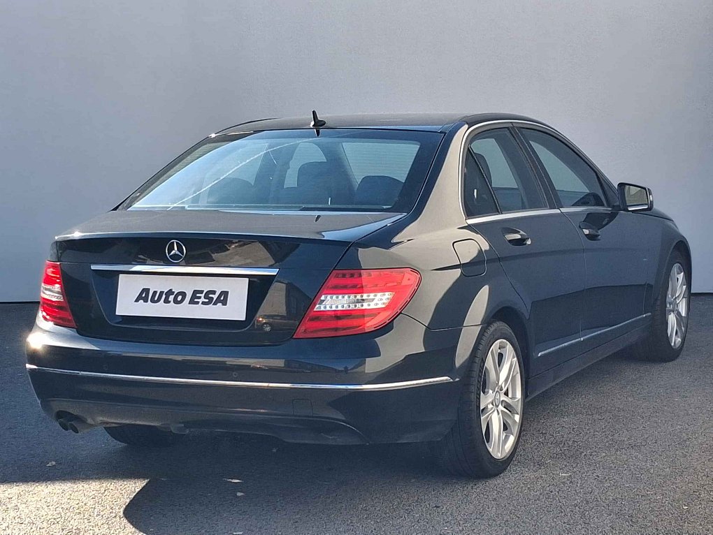 Mercedes-Benz Třída C 2.0 CDI 