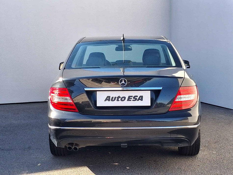 Mercedes-Benz Třída C 2.0 CDI 