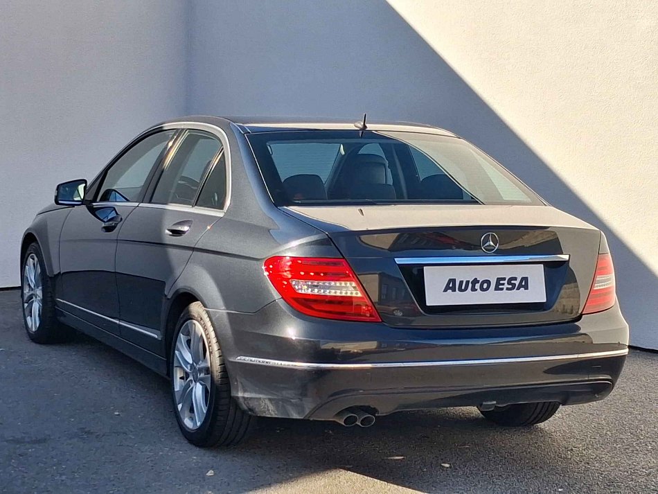 Mercedes-Benz Třída C 2.0 CDI 
