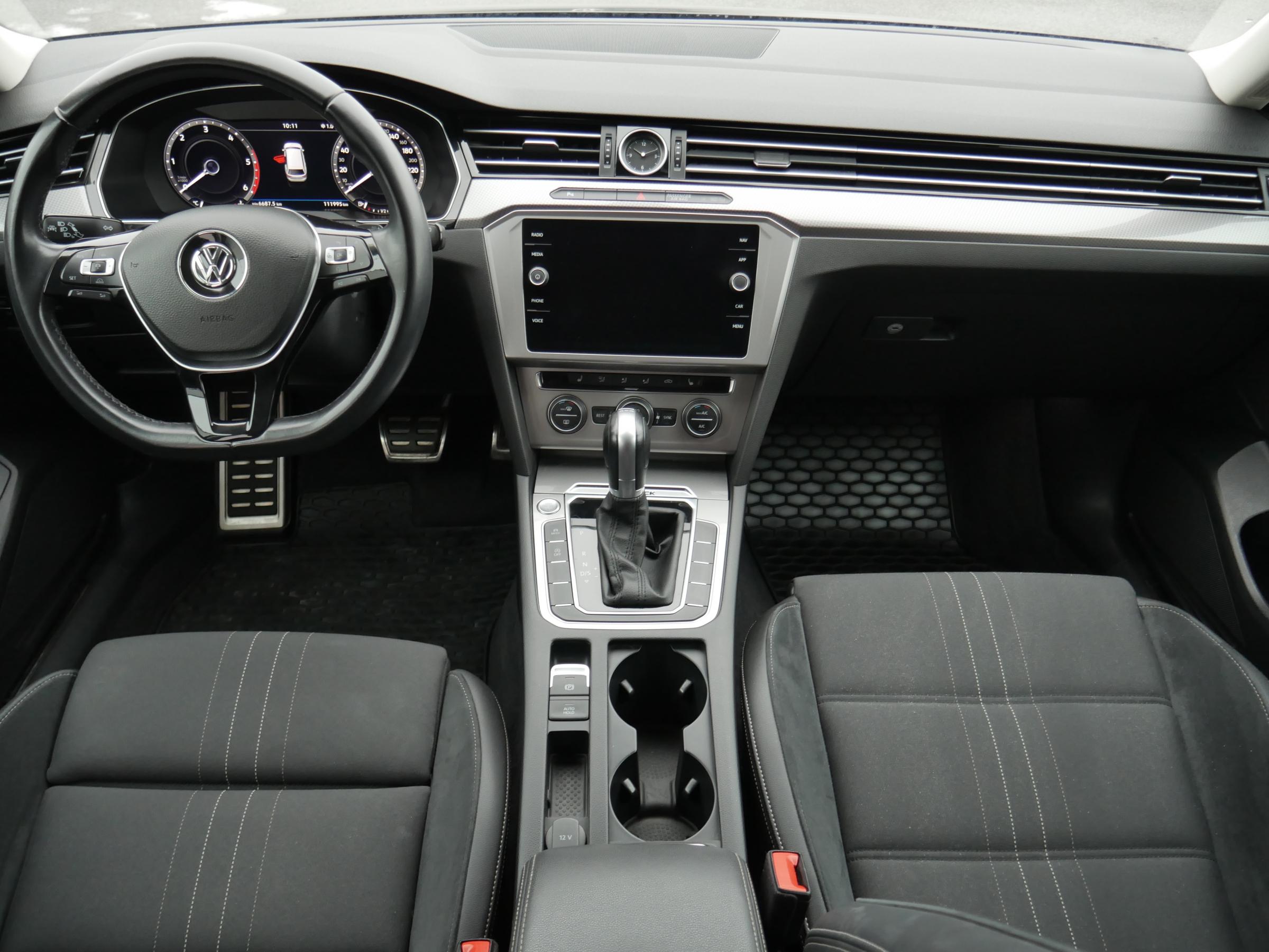 Volkswagen Passat, 2018 - pohled č. 8