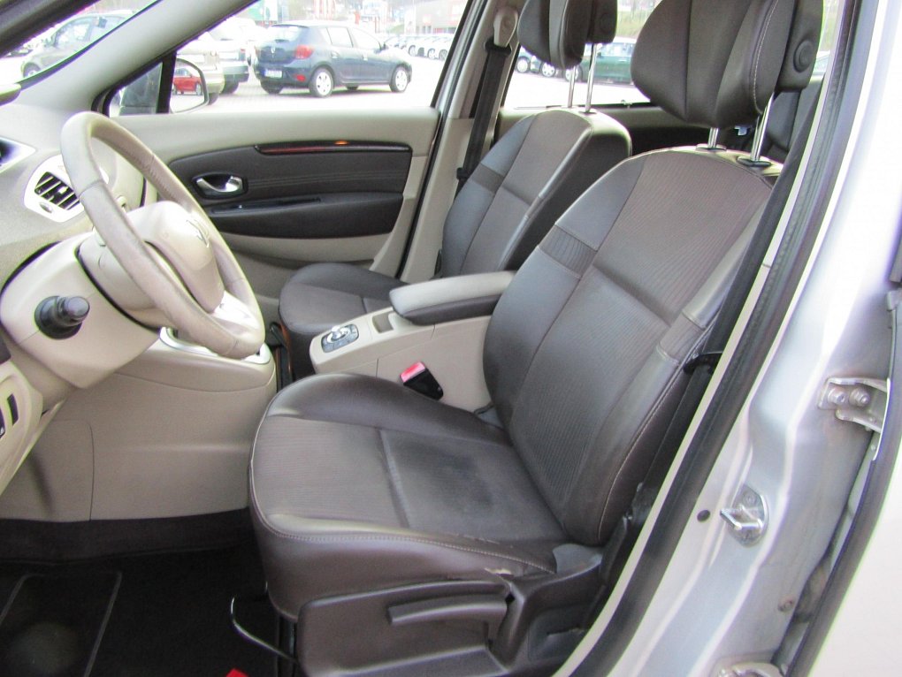 Renault Scénic 1.9 dCi 