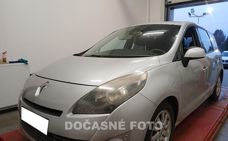 Renault Scénic 1.9 dCi 
