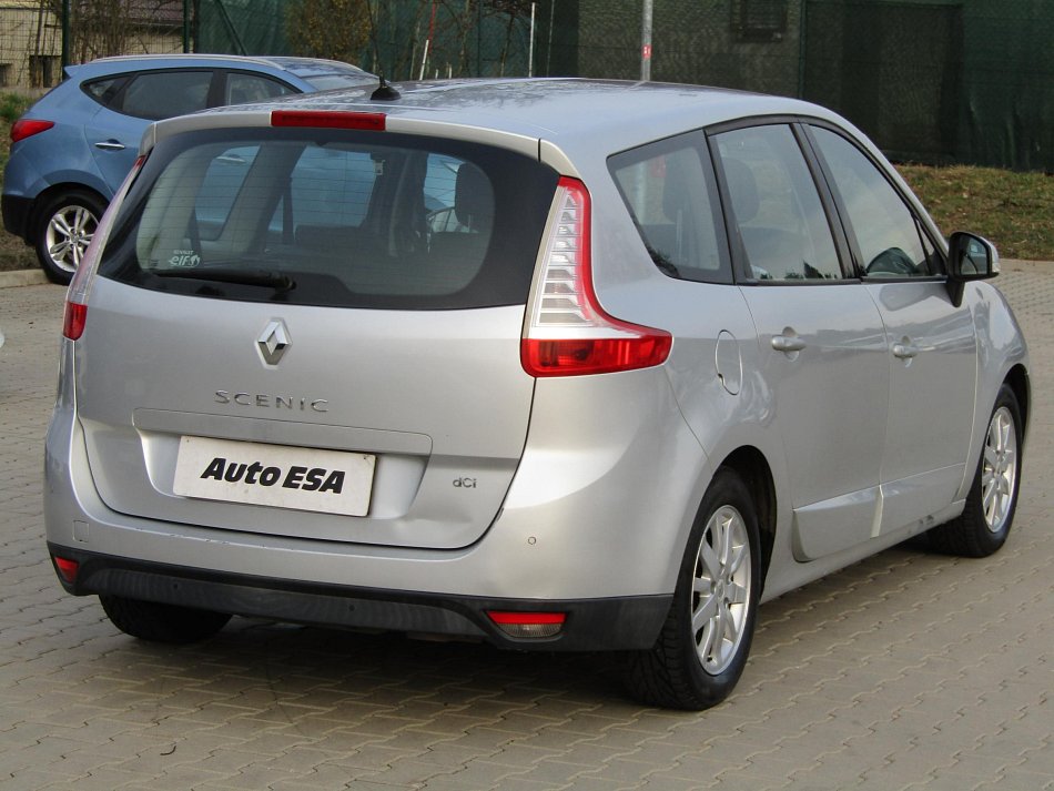 Renault Scénic 1.9 dCi 