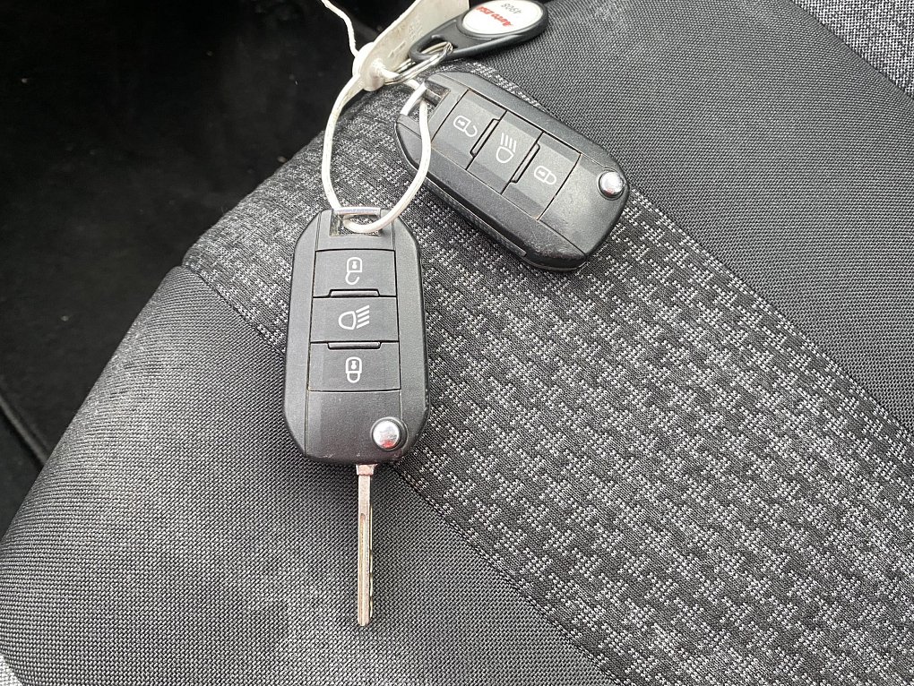 Peugeot 3008 1.5 HDi Active