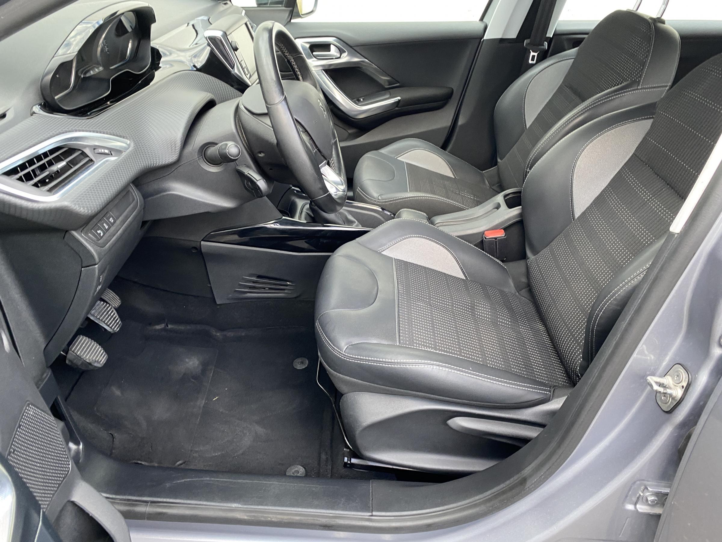 Peugeot 2008, 2016 - pohled č. 10