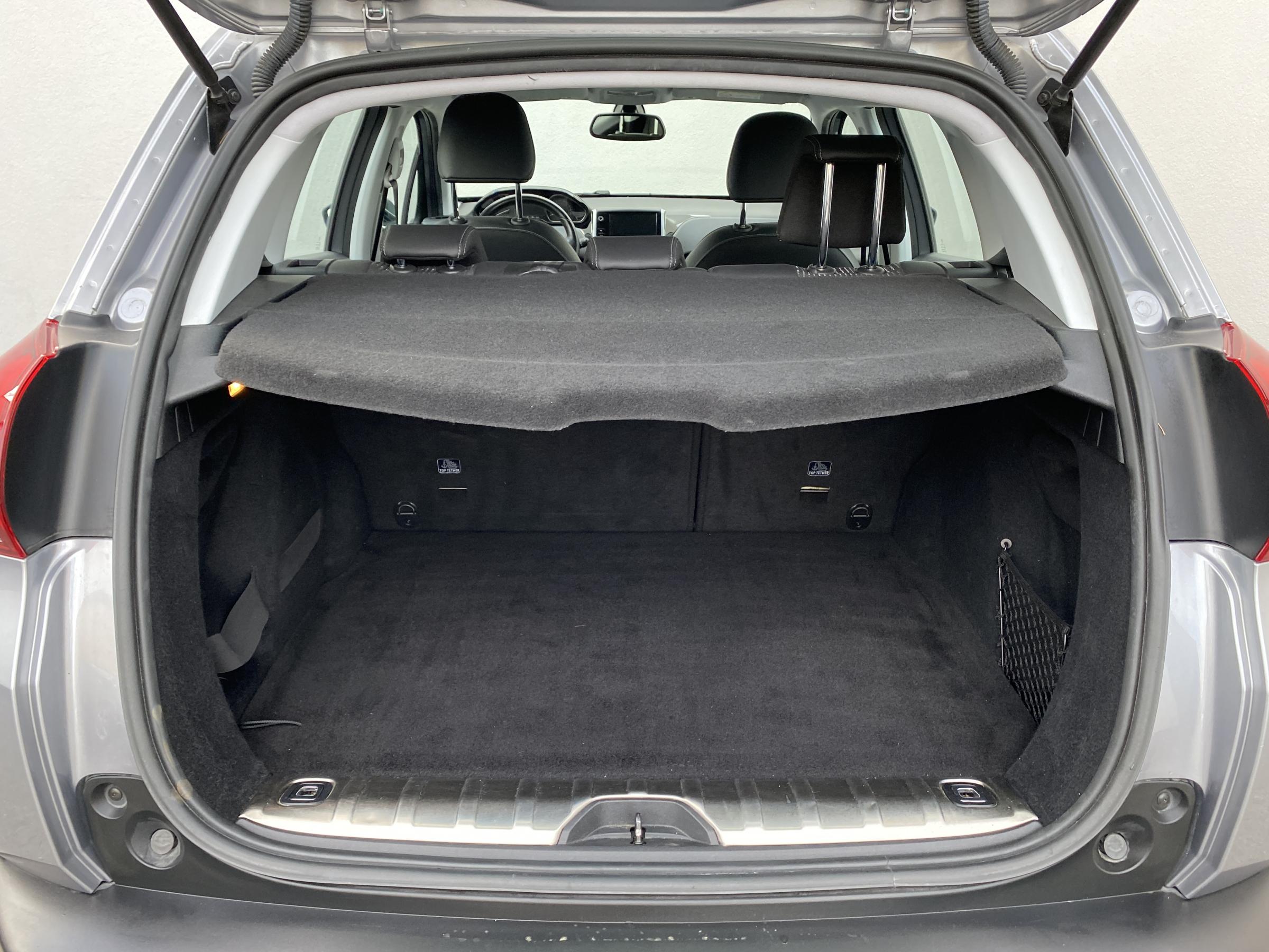 Peugeot 2008, 2016 - pohled č. 7