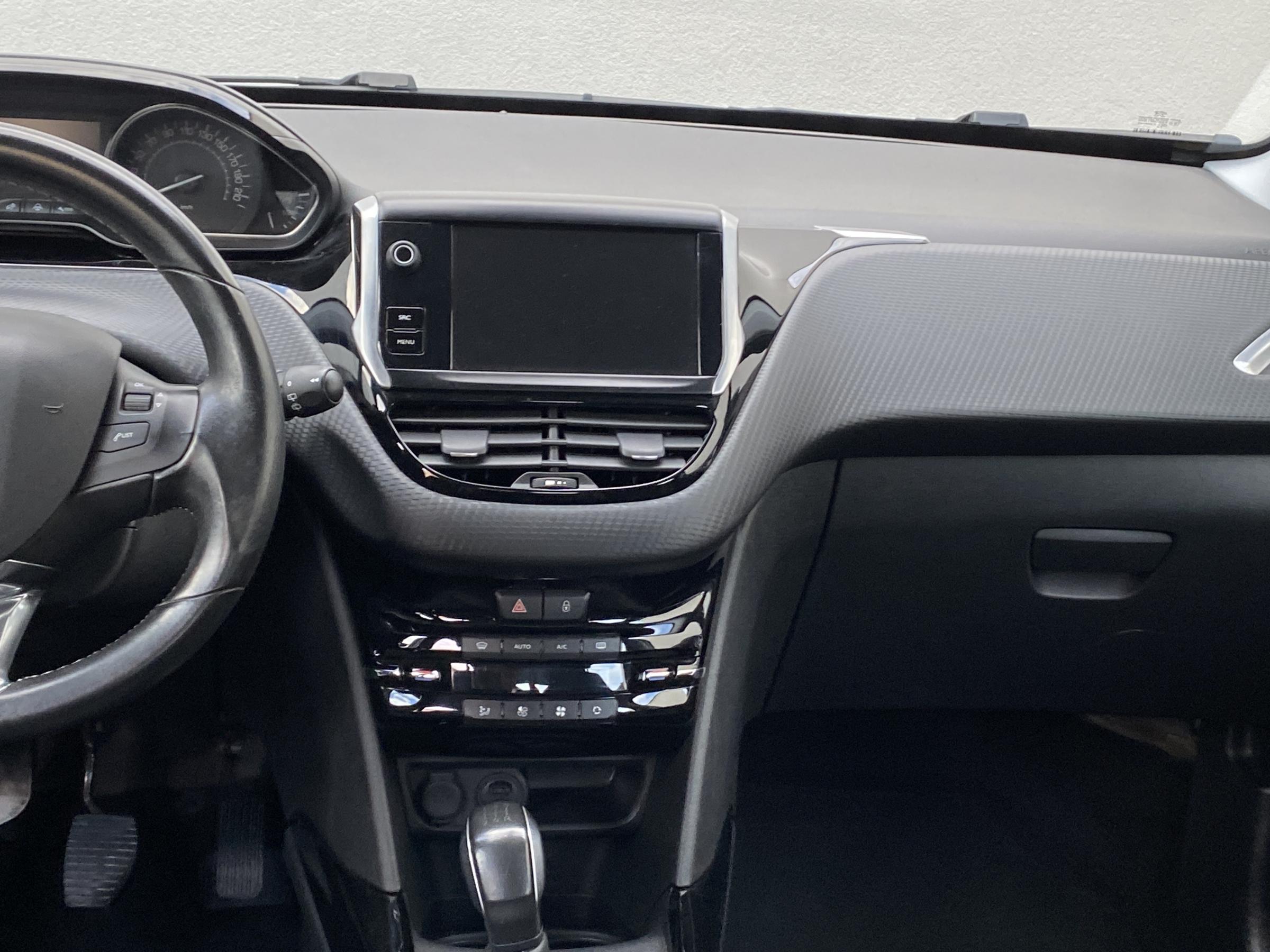 Peugeot 2008, 2016 - pohled č. 9