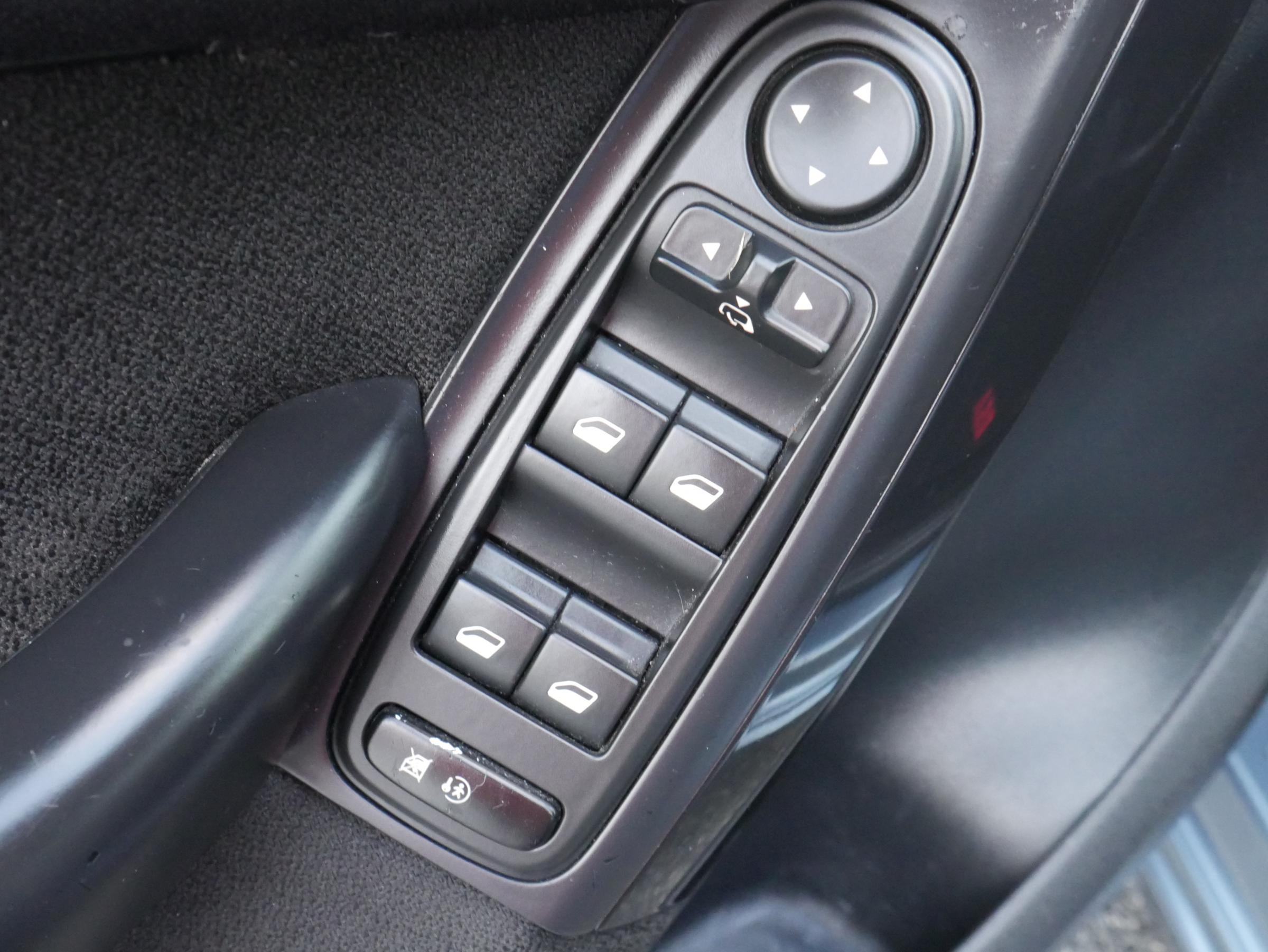 Citroën C4 Picasso, 2011 - pohled č. 12