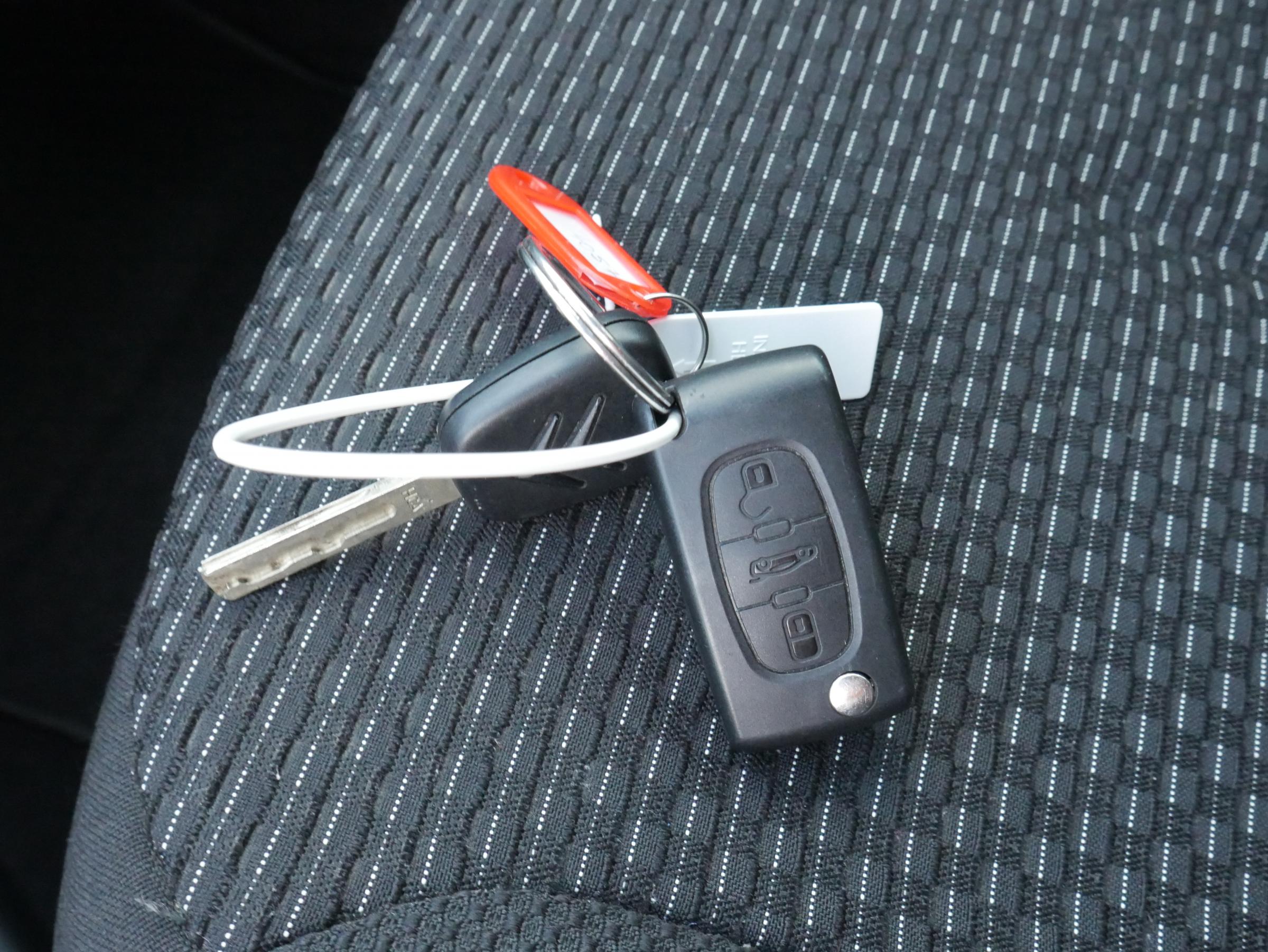 Citroën C4 Picasso, 2011 - pohled č. 18