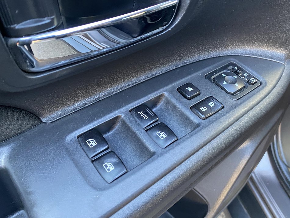 Mitsubishi Outlander 2.0 MiVEC 