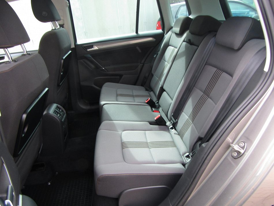 Volkswagen Sportsvan 1.6 TDi 