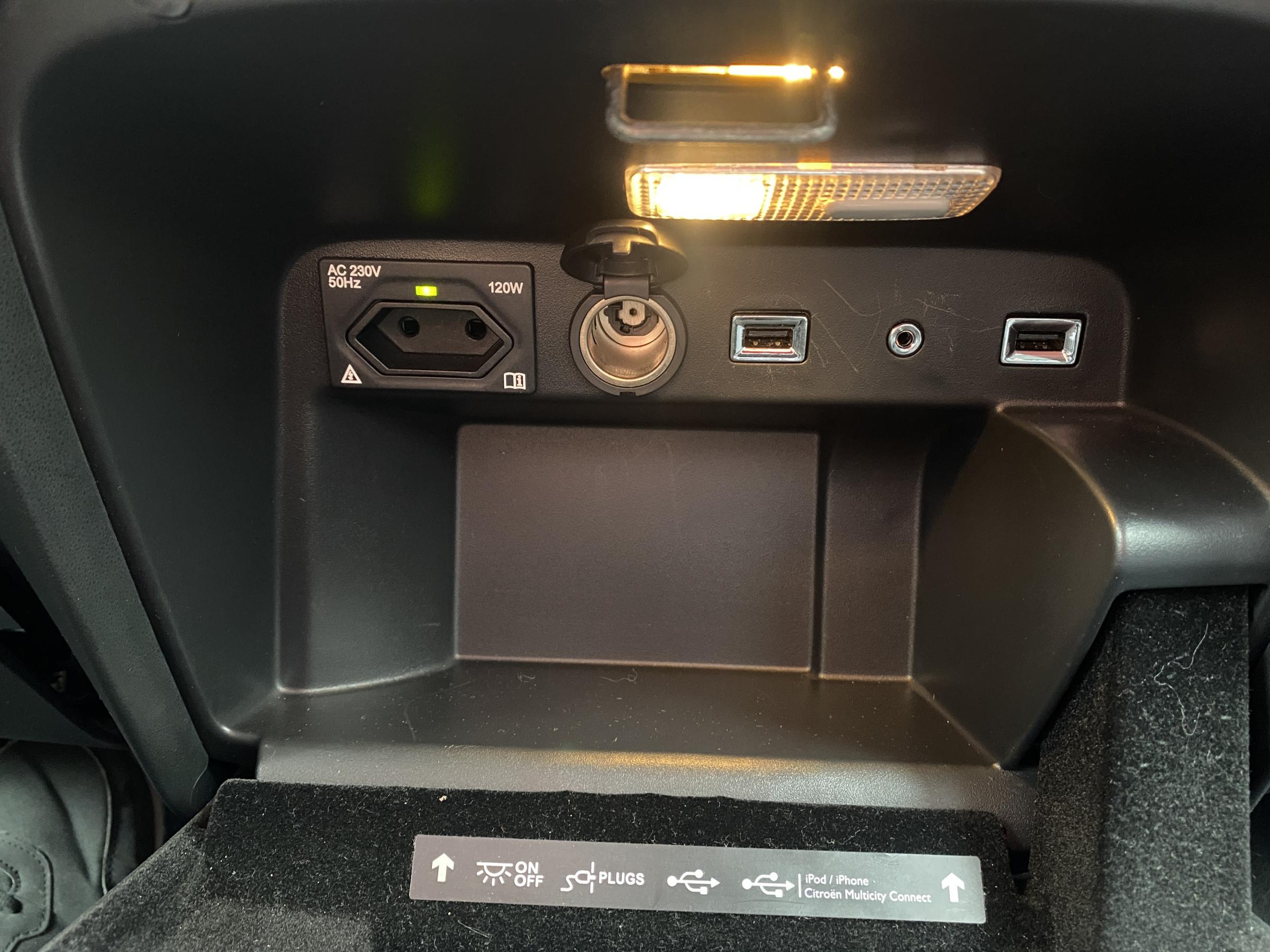 Citroën C4 Picasso, 2014 - pohled č. 14