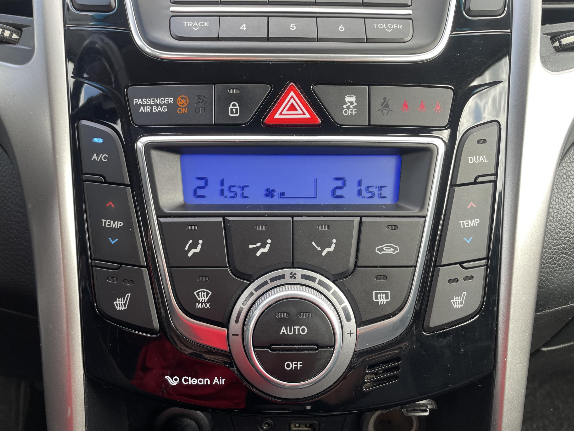 Hyundai i30, 2012 - pohled č. 12