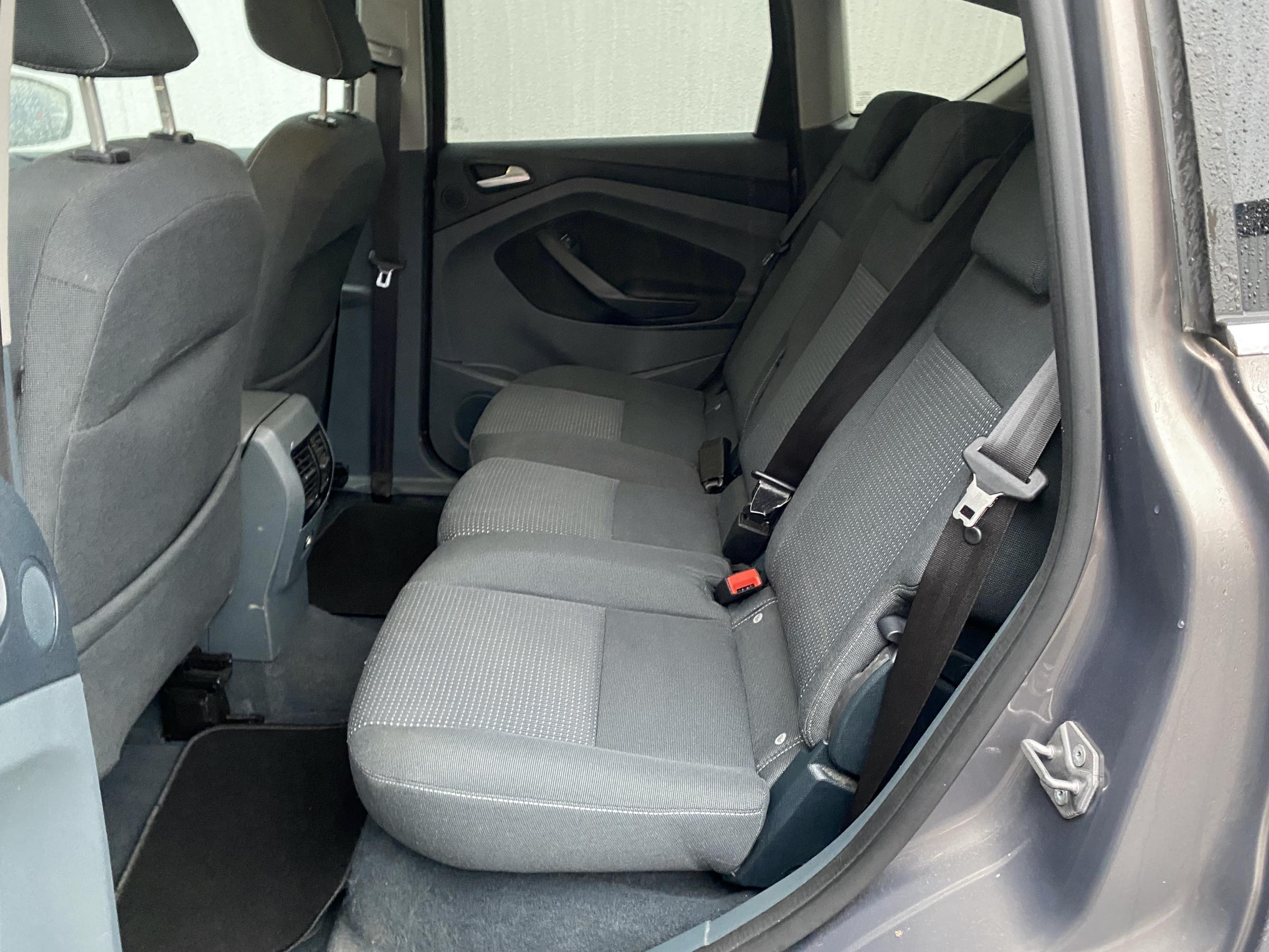 Ford C-MAX, 2011 - pohled č. 10