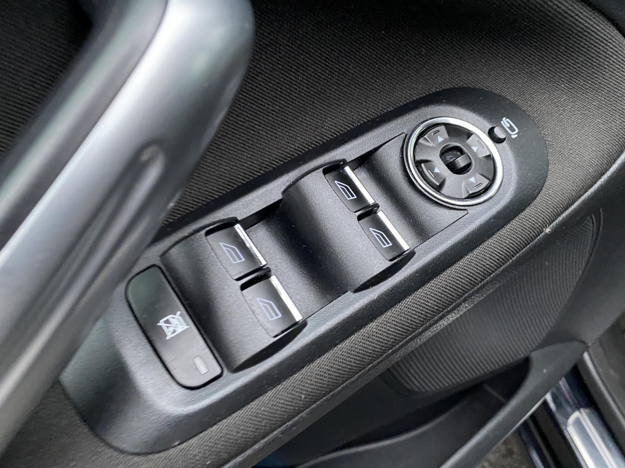 Ford Galaxy, 2012 - pohled č. 13