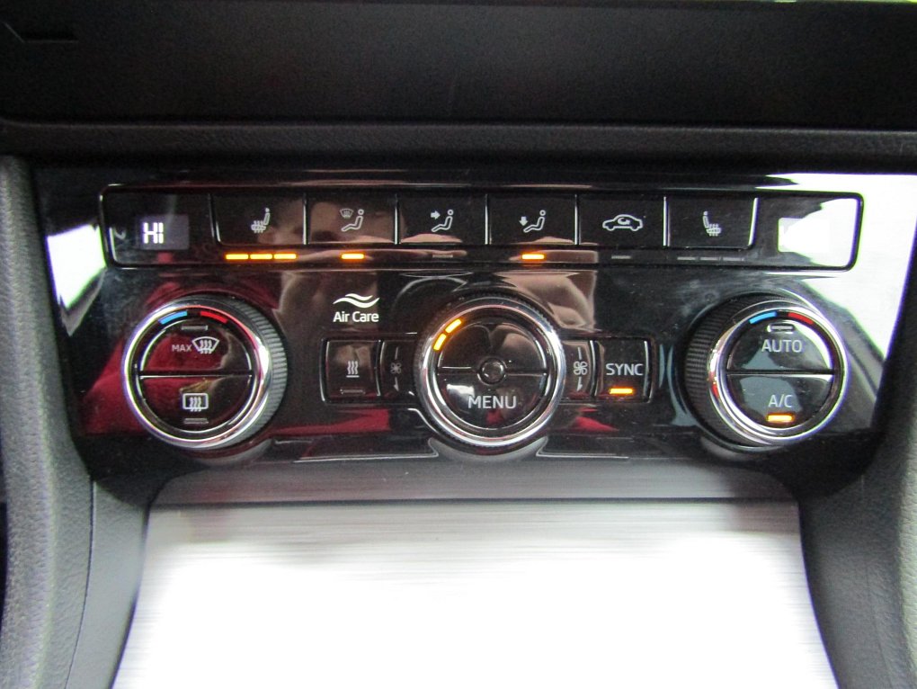 Škoda Superb III 2.0TDi Ambition