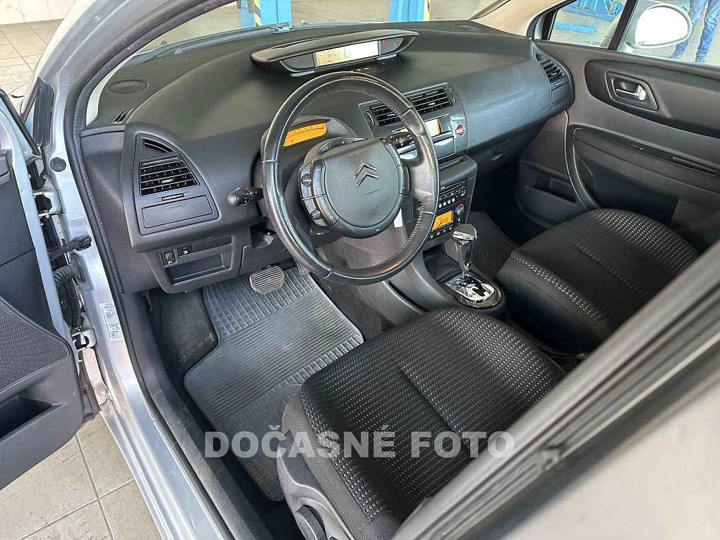 Citroën C4 1.6i 16V 