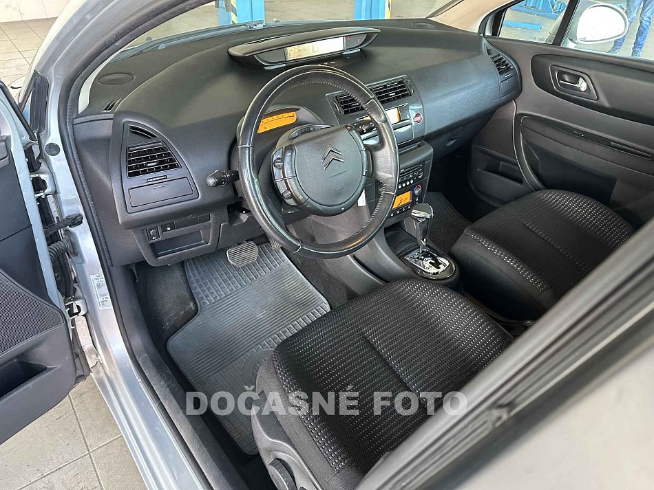 Citroën C4 1.6i 16V 