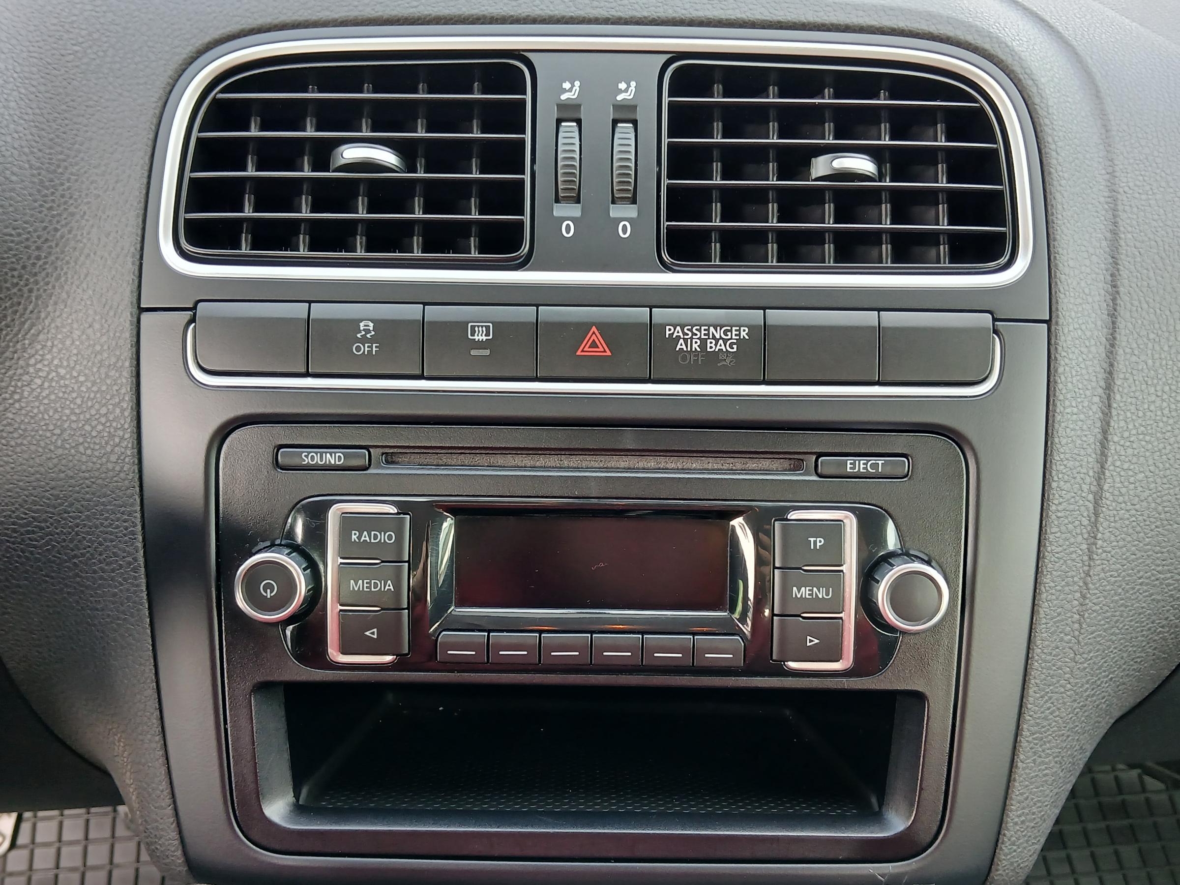 Volkswagen Polo, 2011 - pohled č. 12