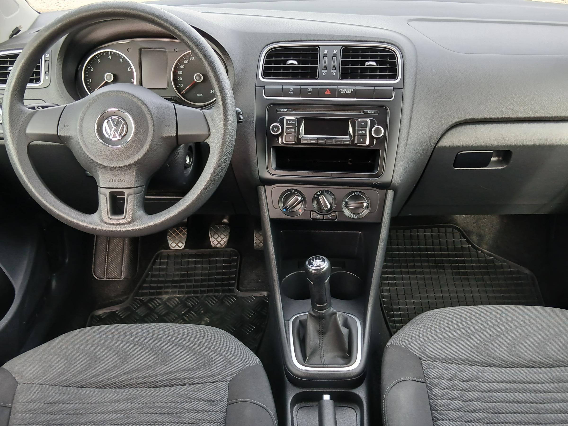 Volkswagen Polo, 2011 - pohled č. 8