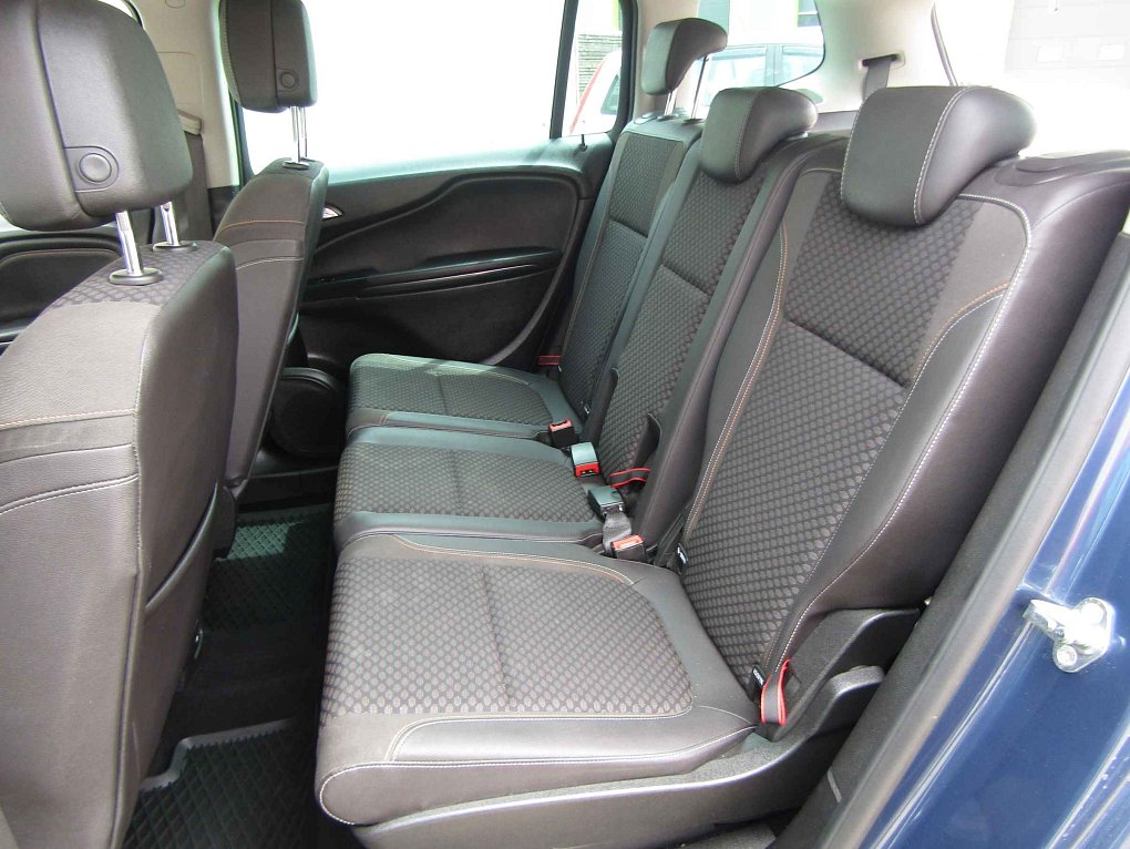 Opel Zafira 2.0 CDTi 