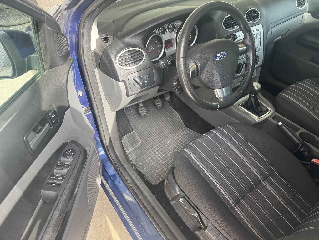 Ford Focus 1.6i 