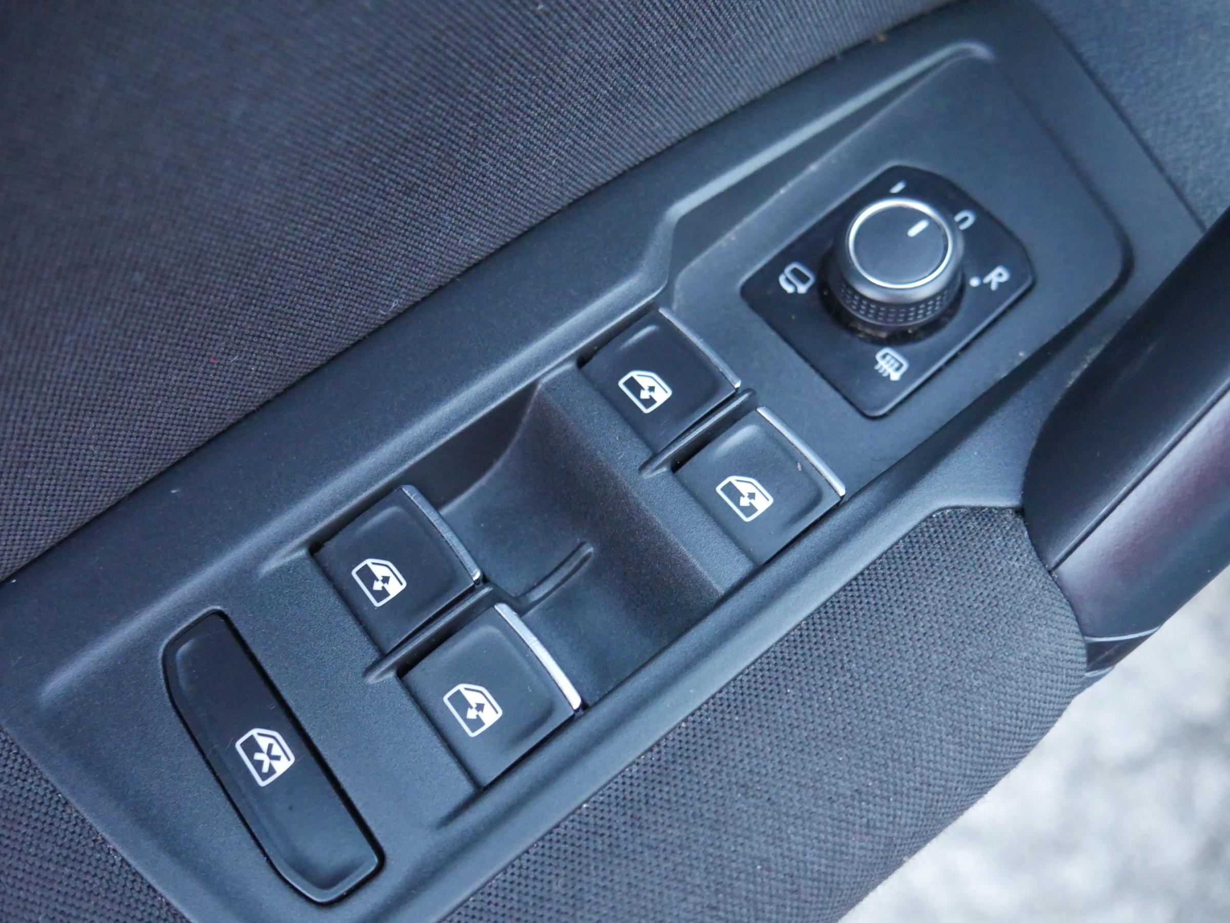 Volkswagen Tiguan, 2017 - pohled č. 13