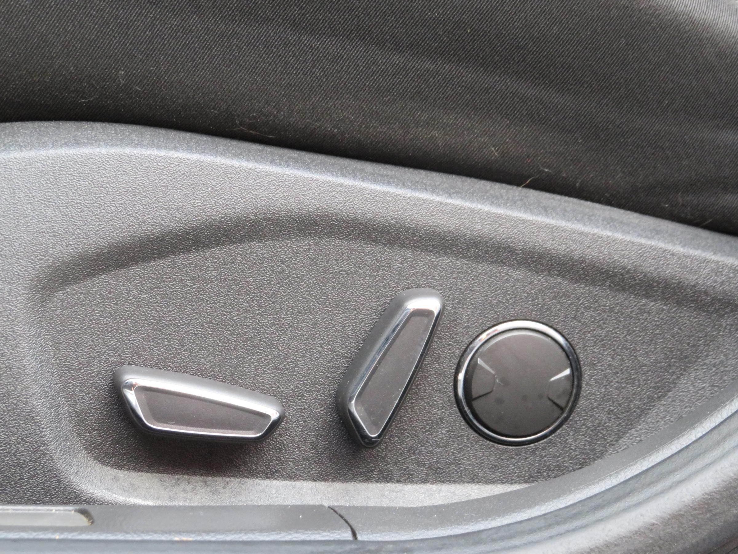 Ford Mondeo, 2015 - pohled č. 29