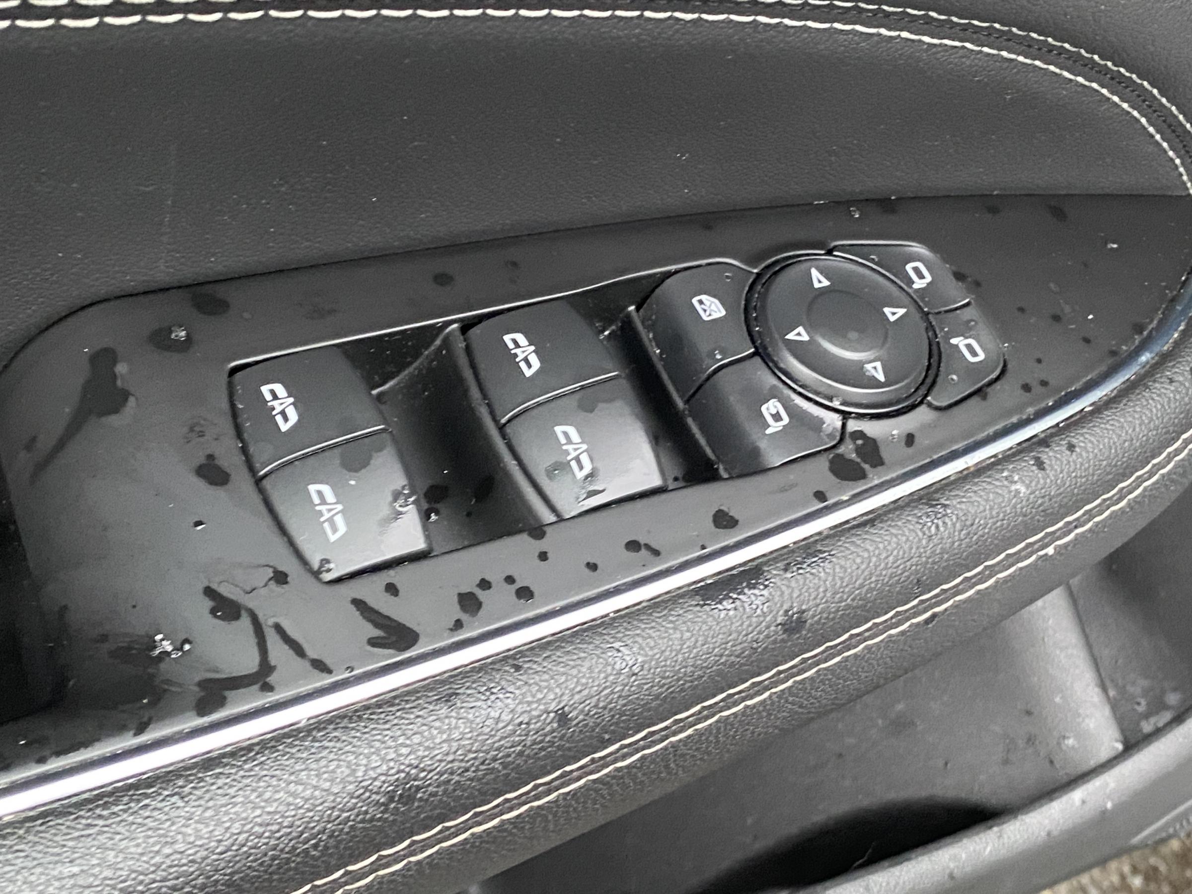 Opel Insignia, 2017 - pohled č. 11