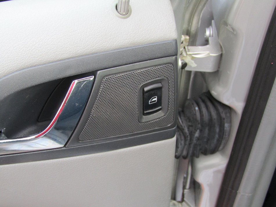 Škoda Octavia 1.6 i 