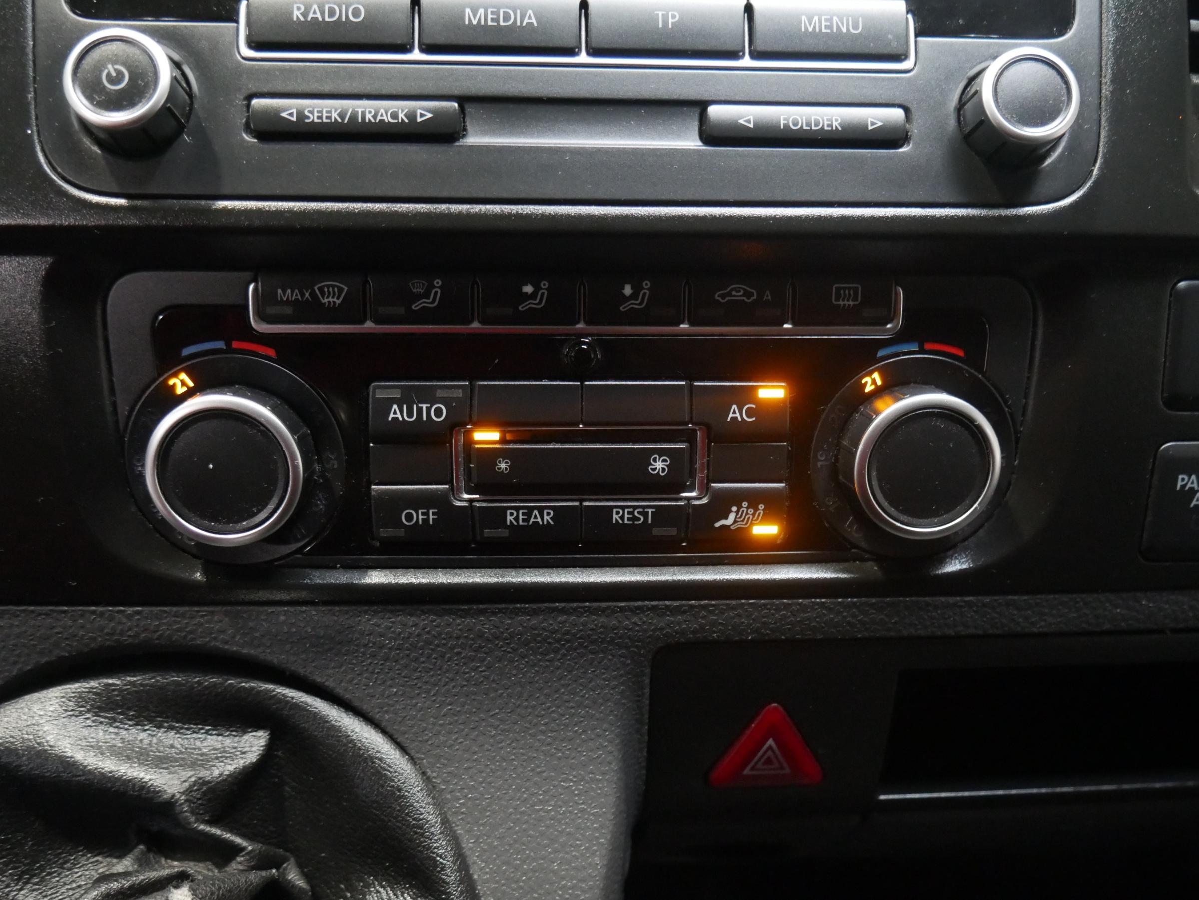 Volkswagen Caravelle, 2012 - pohled č. 15