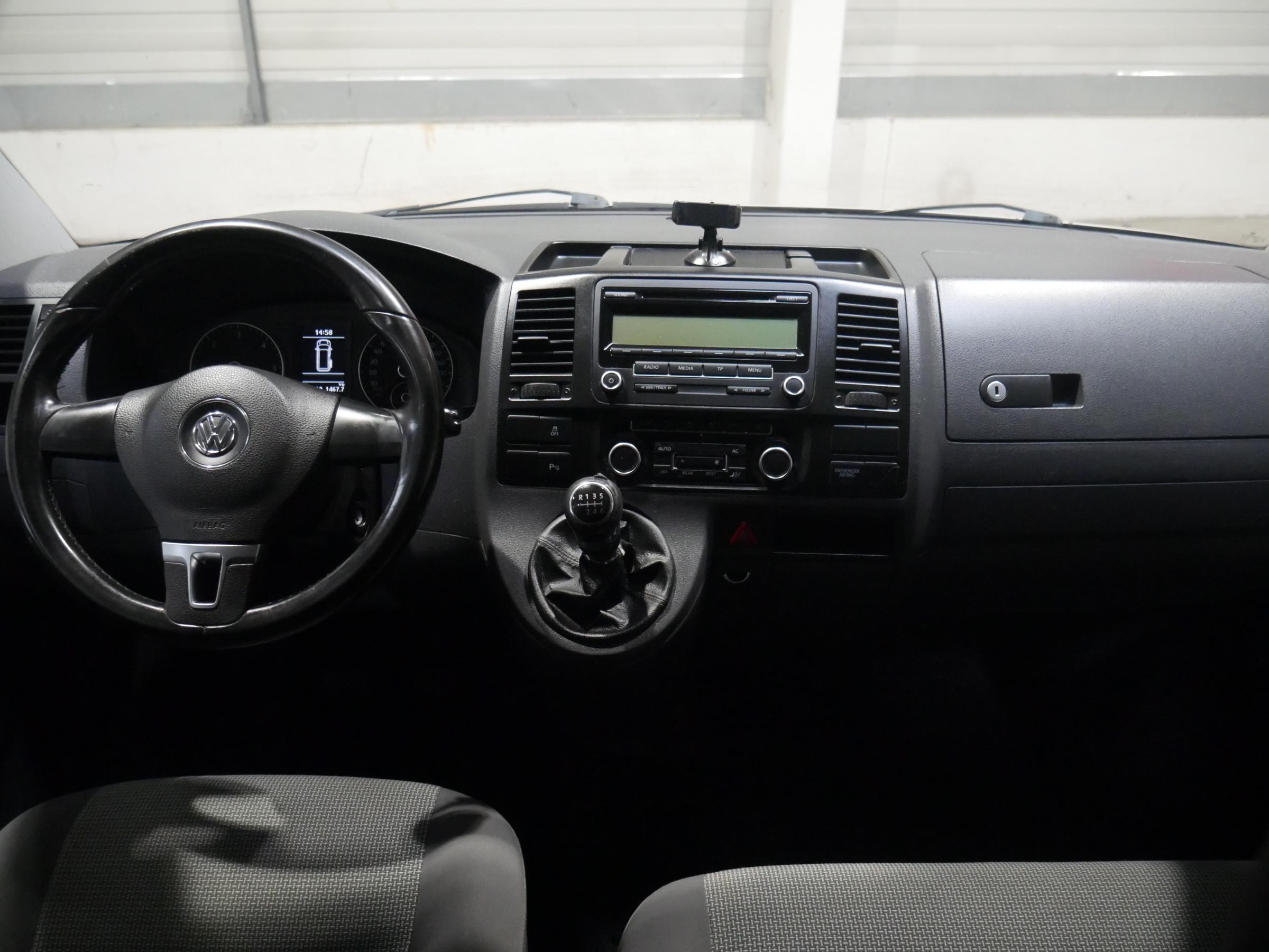 Volkswagen Caravelle, 2012 - pohled č. 8