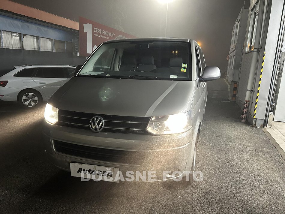Volkswagen Caravelle 2.0 TDI 