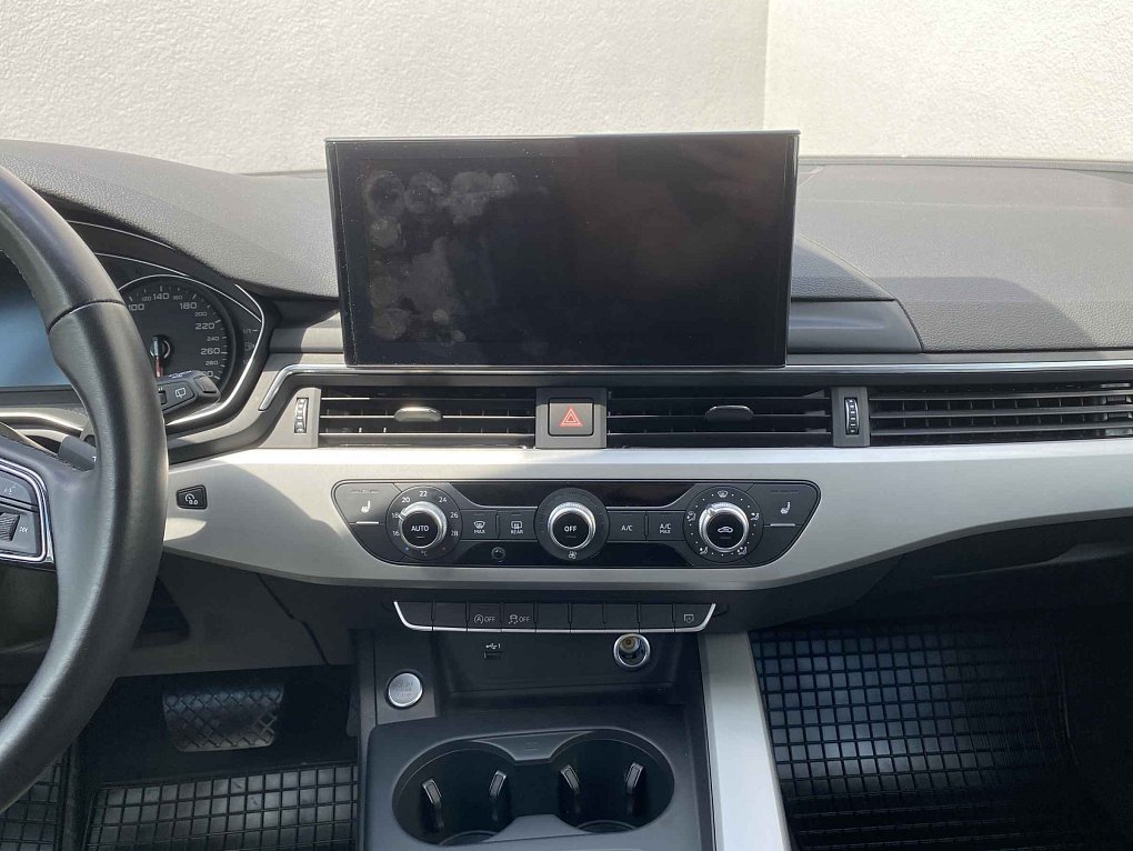 Audi A4 2.0 TDi 