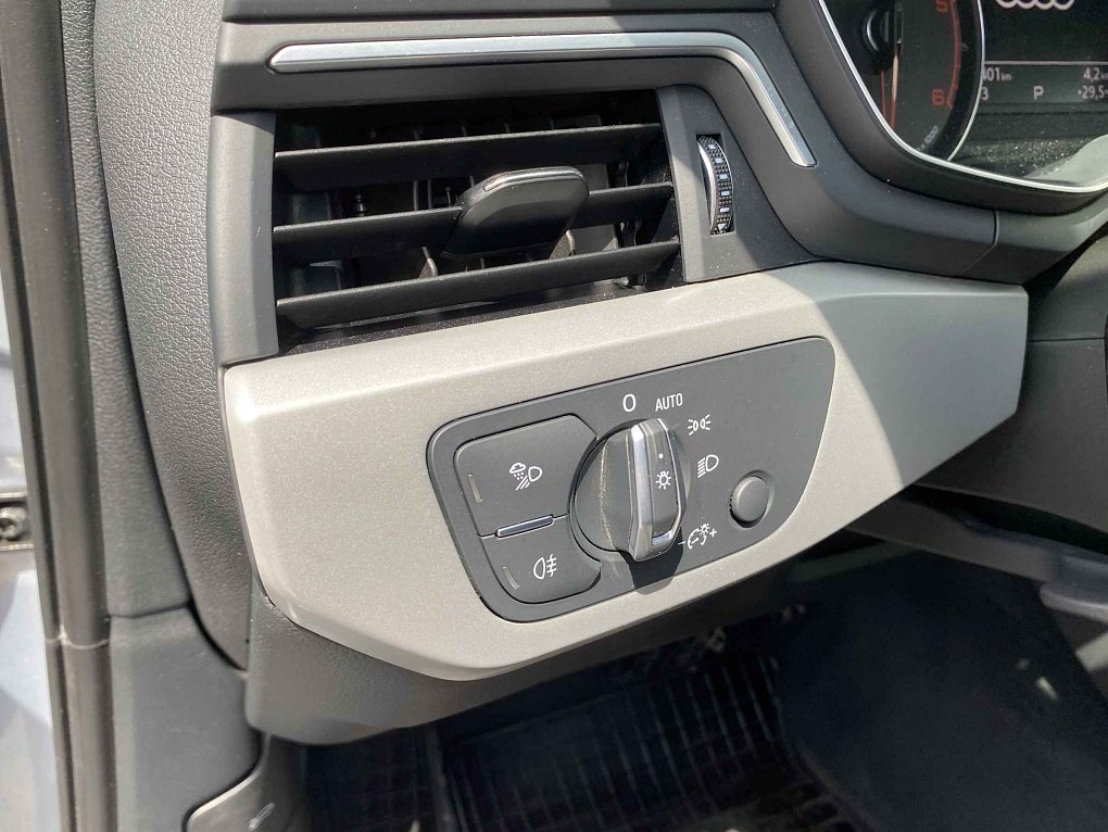 Audi A4 2.0 TDi 