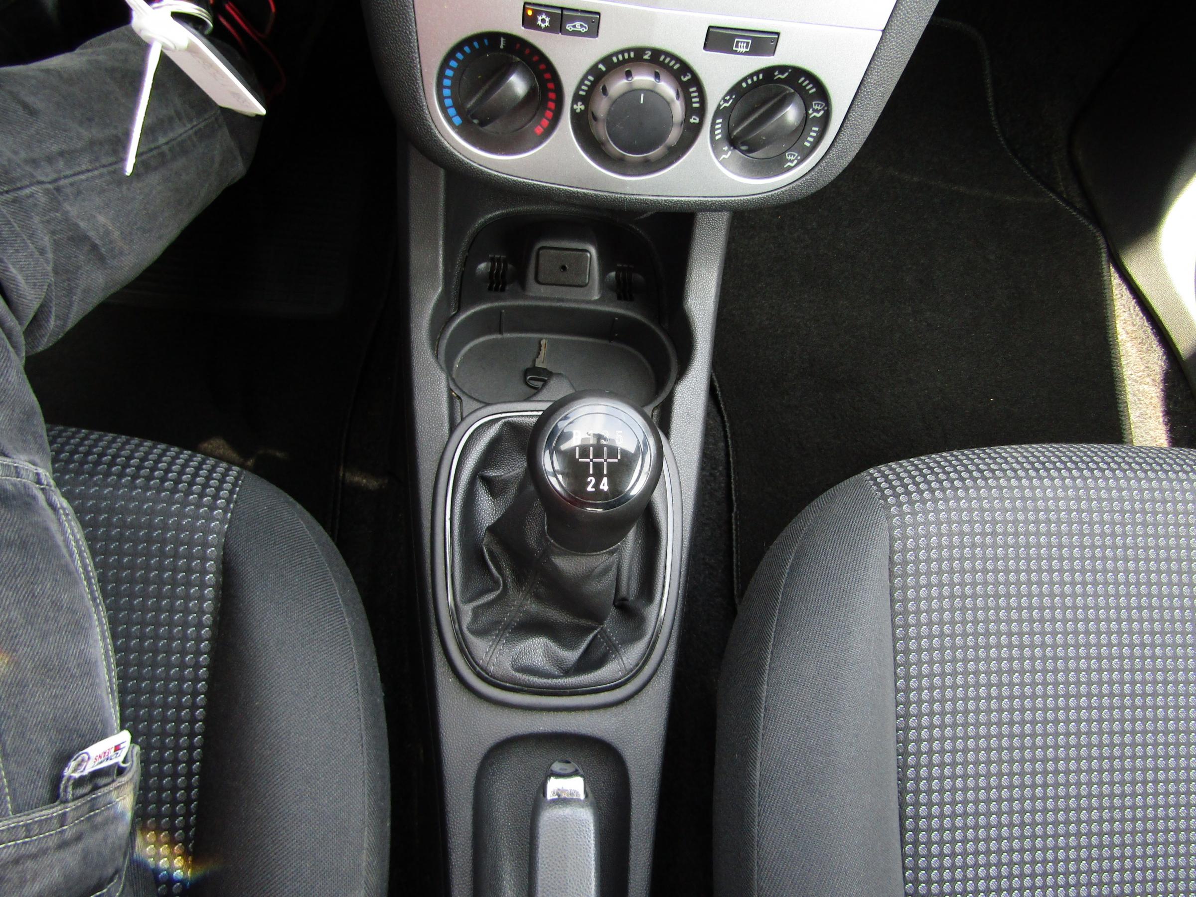 Opel Corsa, 2013 - pohled č. 21