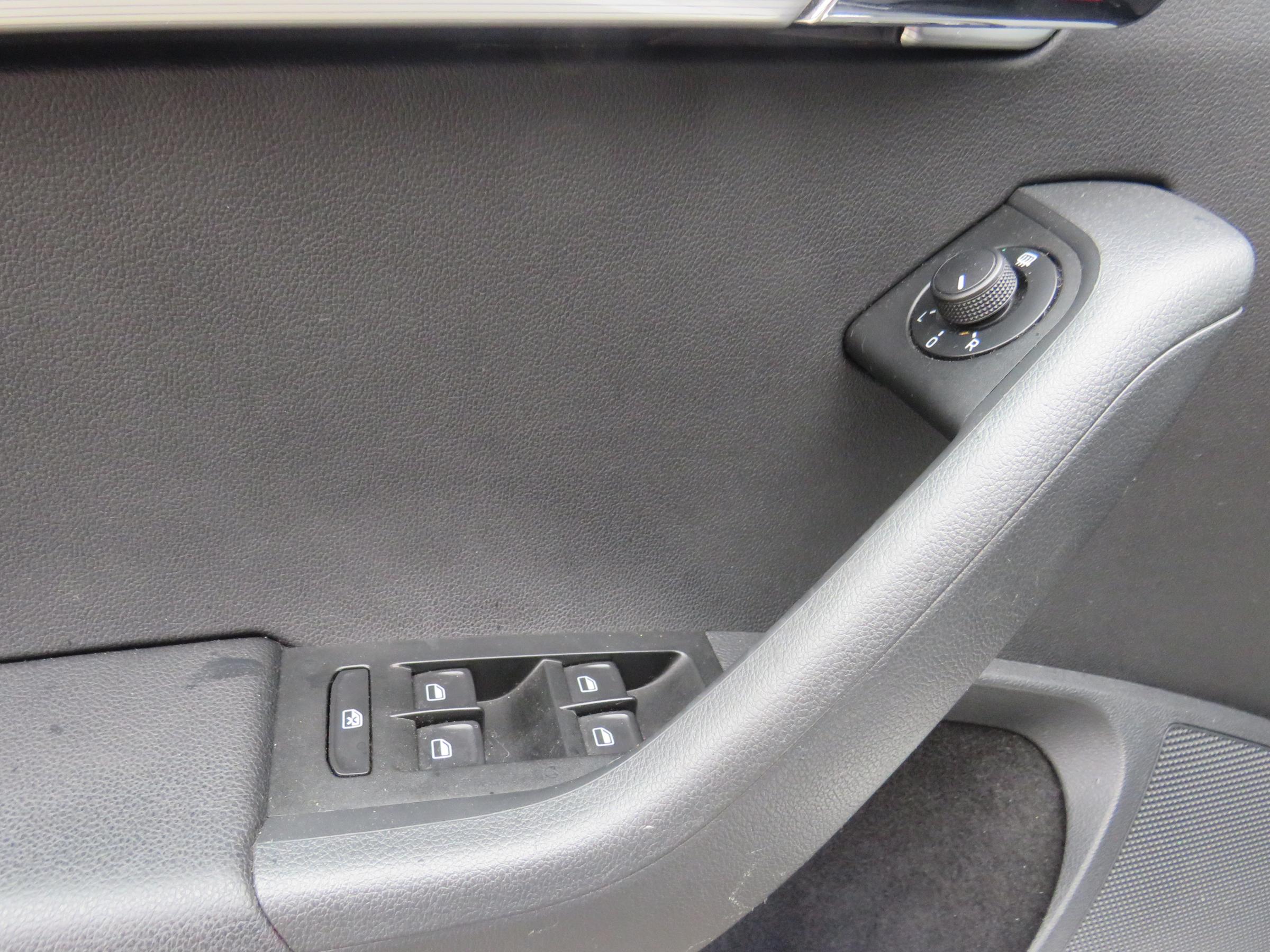 Škoda Octavia III, 2015 - pohled č. 13