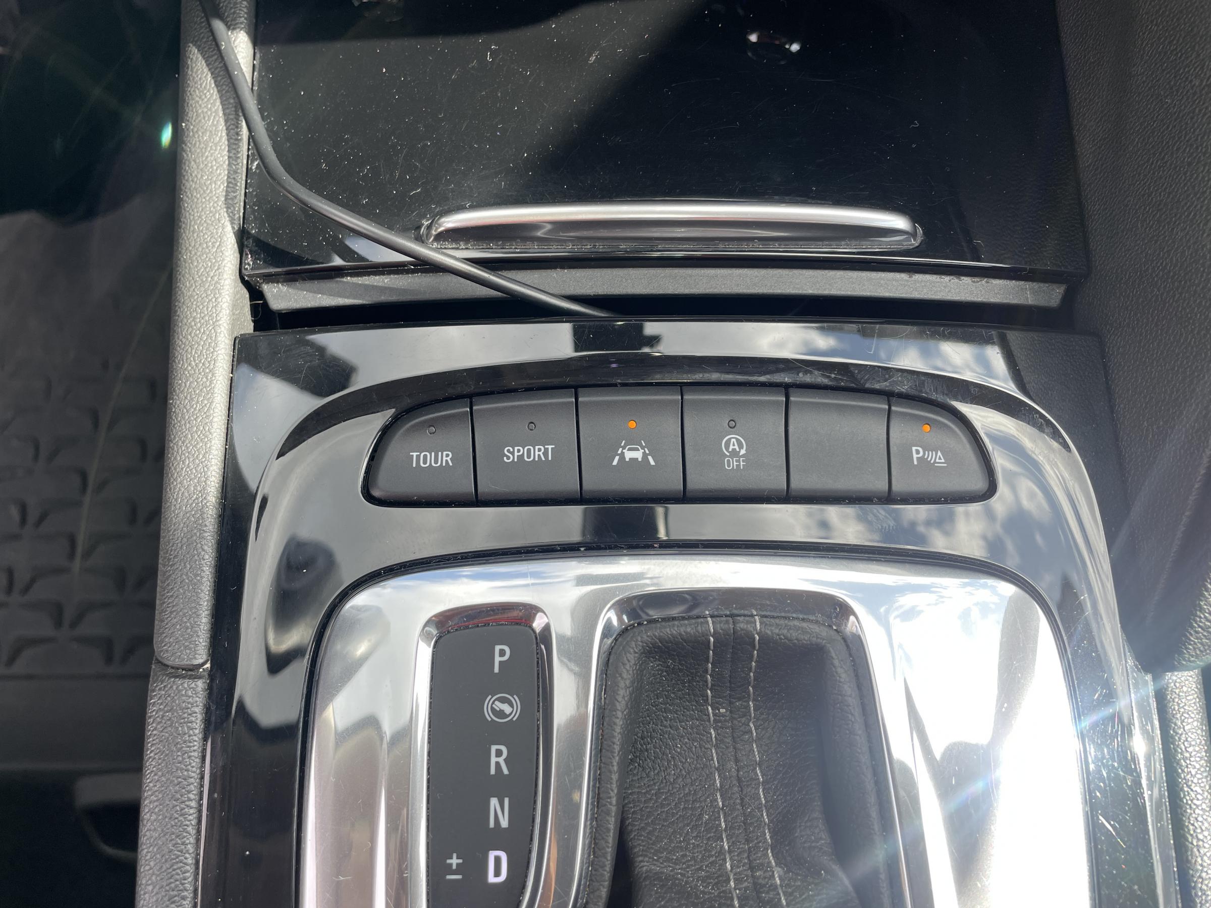 Opel Insignia, 2017 - pohled č. 16