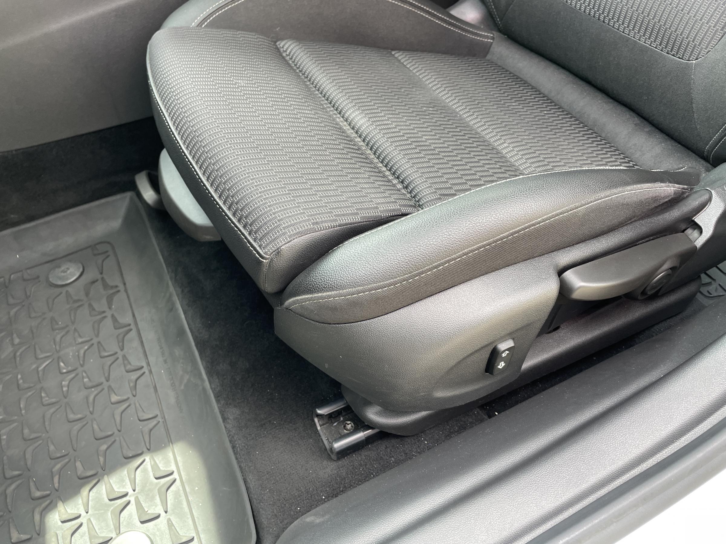 Opel Insignia, 2017 - pohled č. 19