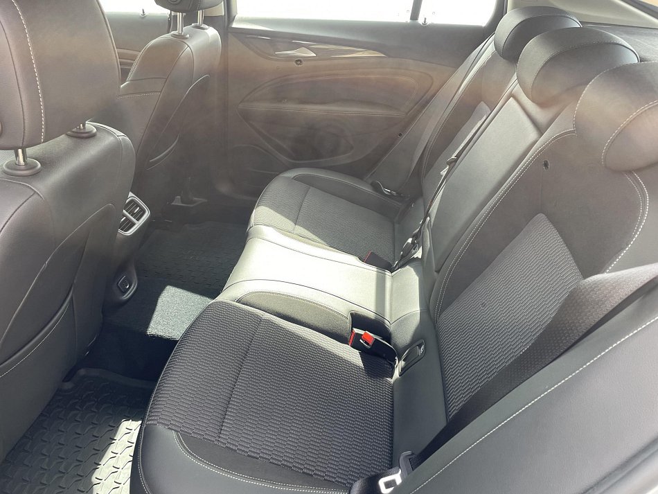 Opel Insignia 2.0CDTi Innovation