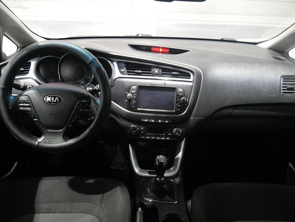 Kia Ceed 1.6 GDi 