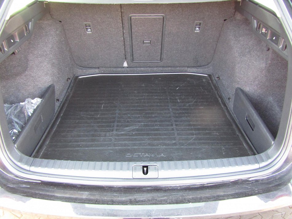 Škoda Octavia IV 2.0 TDi Style