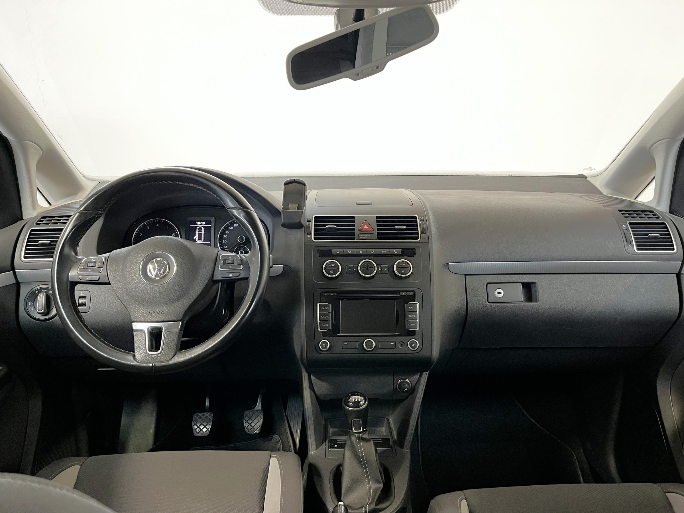 Volkswagen Touran, 2013 - pohled č. 8